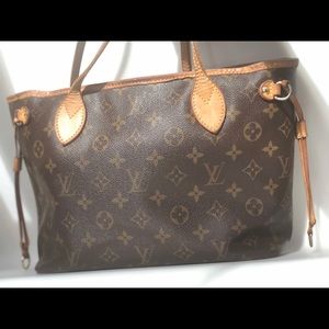 Authentic Louis Vuitton Neverfull PM